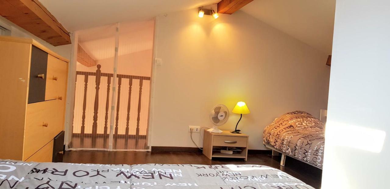 Maison Avec Jardin Au Calme La Crau Exteriör bild